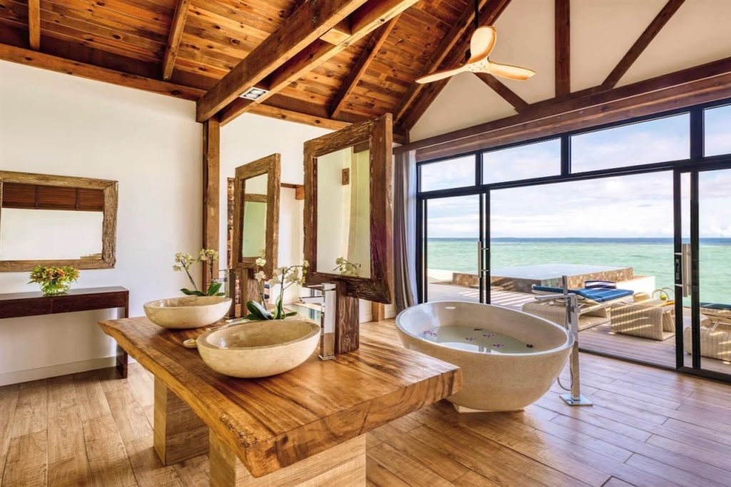 Kuredhivaru Resort and Spa - Maldives