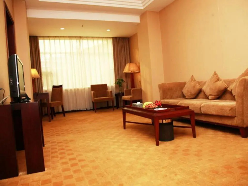 Fortune Holiday Hotel