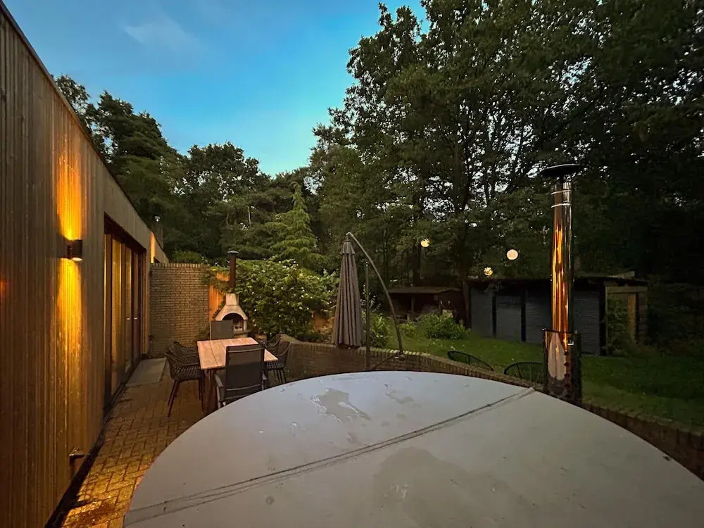Tranquil holiday home in the middle of nature