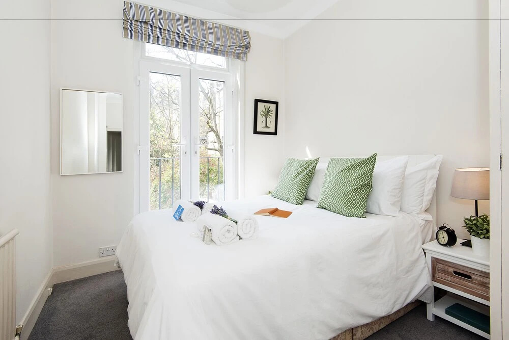 The Coleherne Road Nest - TL1