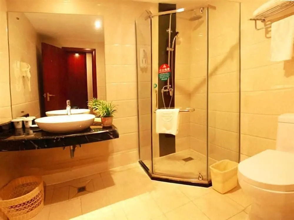 GreenTree Inn Zhuhai Changlong Airport