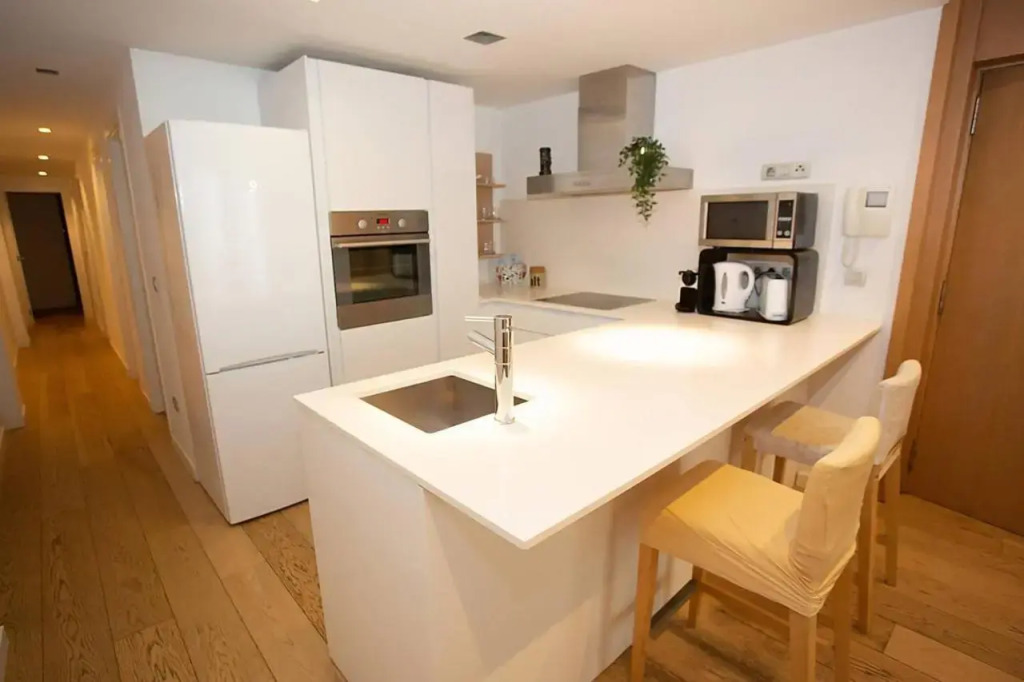 LovelyLoft San Fernando 8