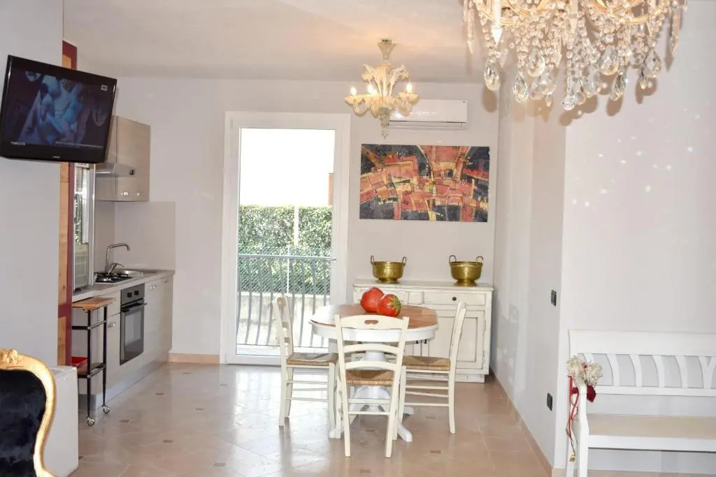 2 bedrooms appartement with enclosed garden and wifi at Romano D'ezzelino