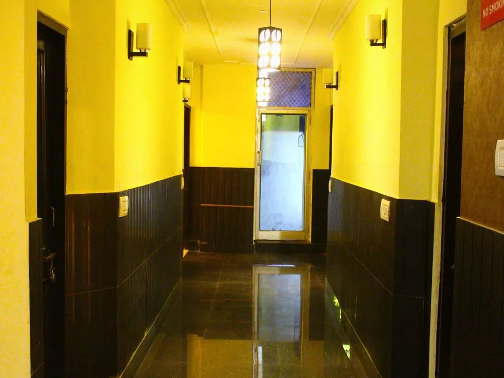 OYO 3446 Hotel Sanjary Palace