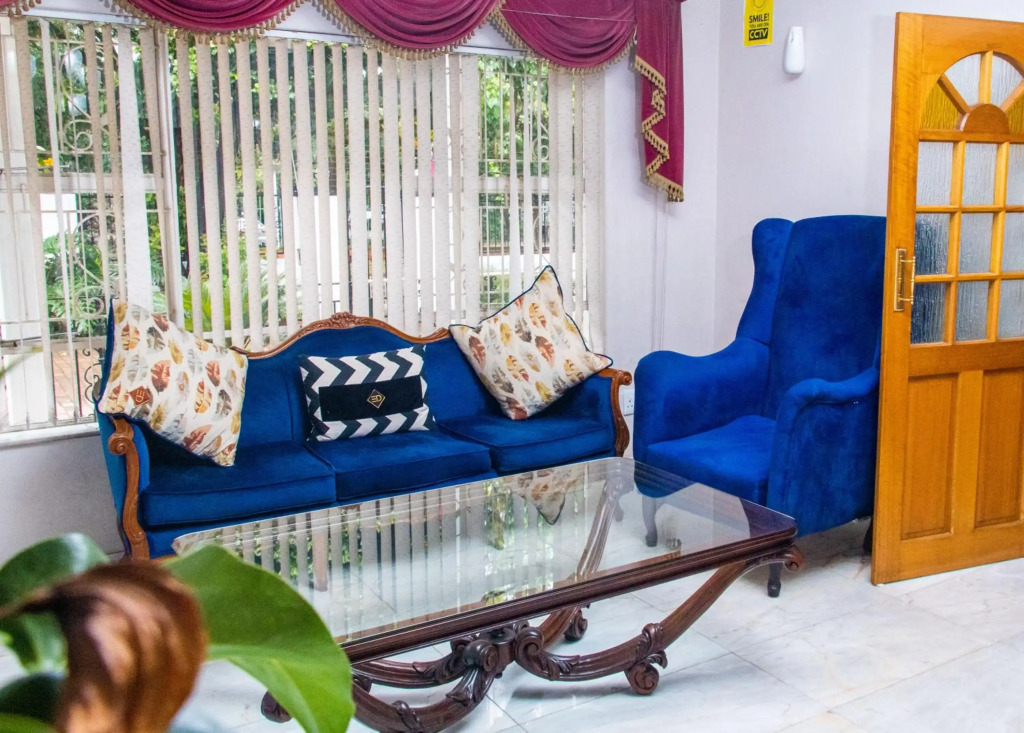 CHIC Geust House