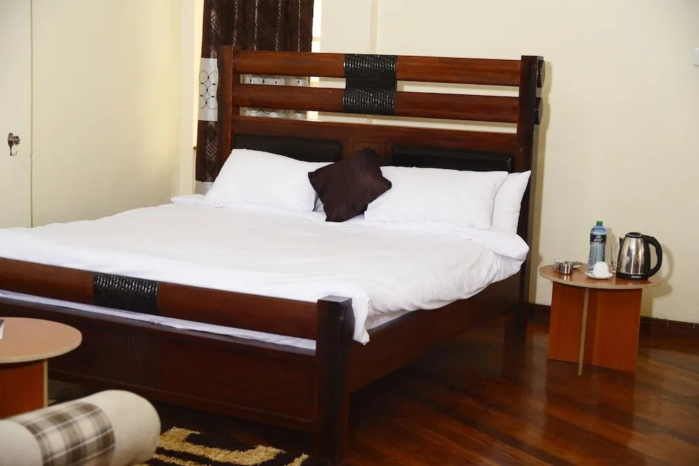 Karen Inn & Suites