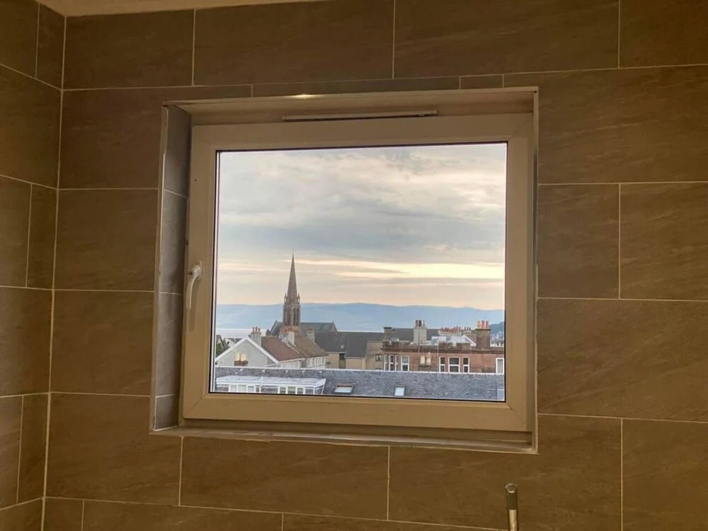 Stunning 3-bed Apartment in Largs