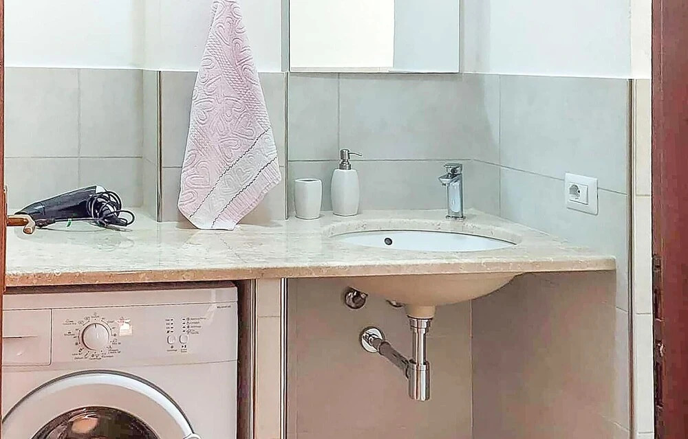 Beautiful Apartment in Alghero With 1 Bedrooms
