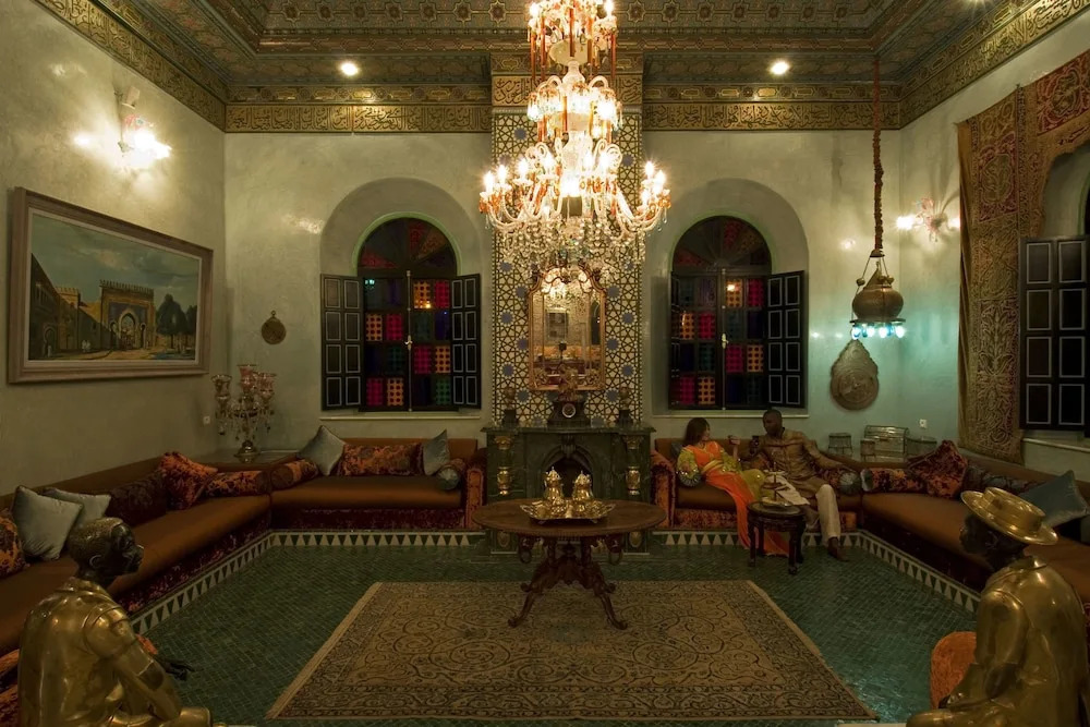 L Mansion Guest Palace