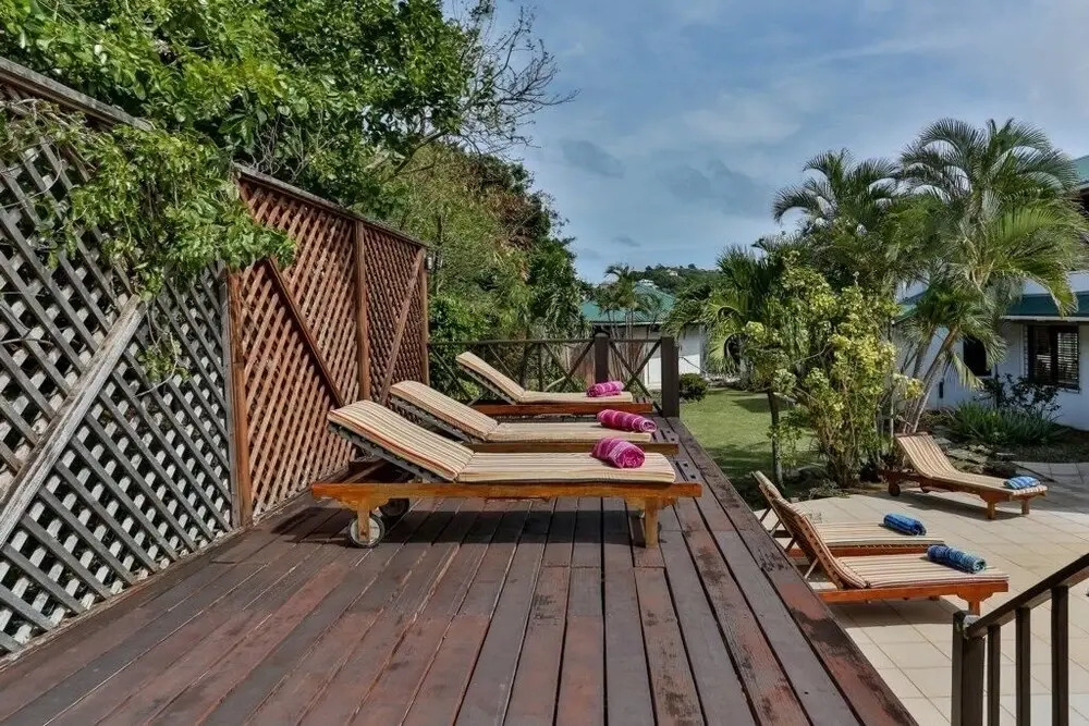 Hilltop Villa With Great Views Out To Sea - Villa Cadasse 3 Bedroom Villa by RedAwning