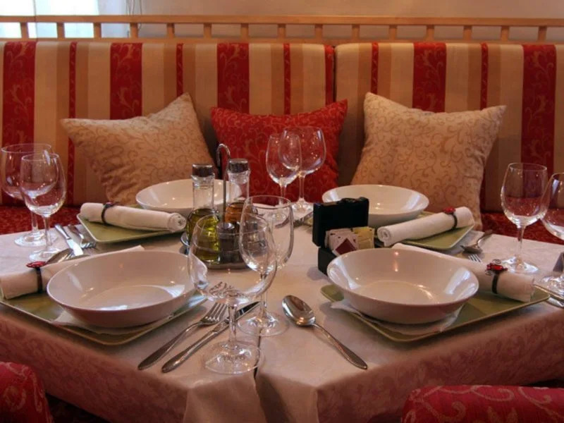 Merona Hotel