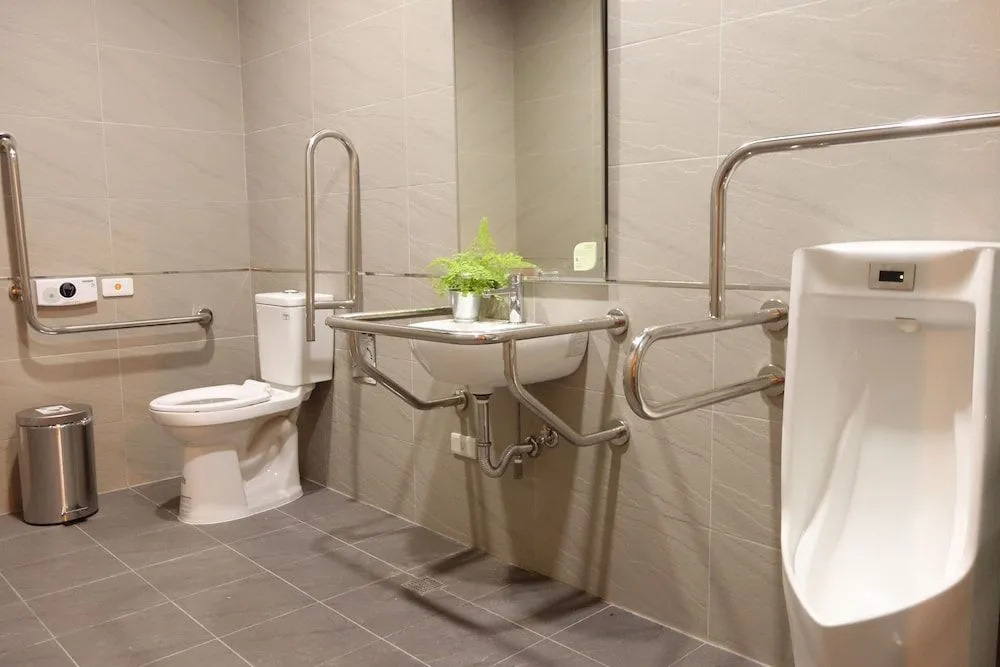 Douzi Home Hotel Hostel