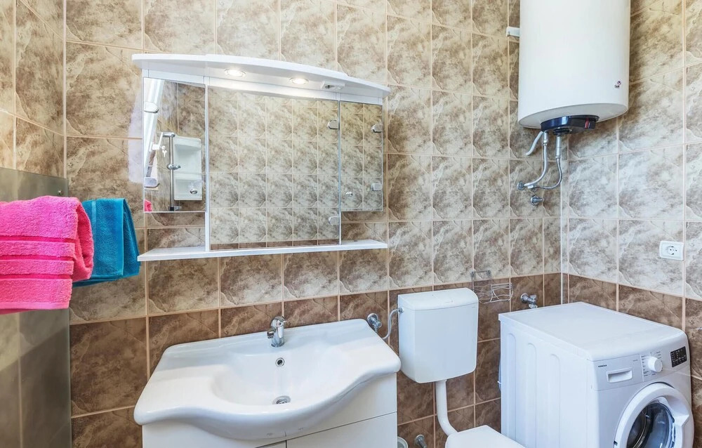 Stunning Apartment in Peroj With Wifi and 4 Bedrooms