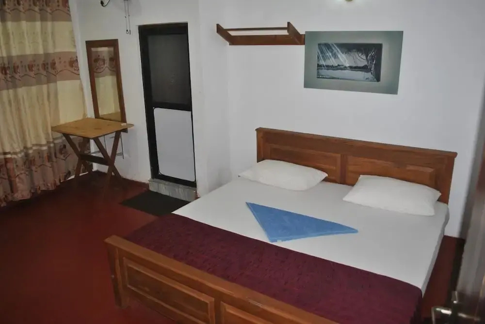 Senora Guest House