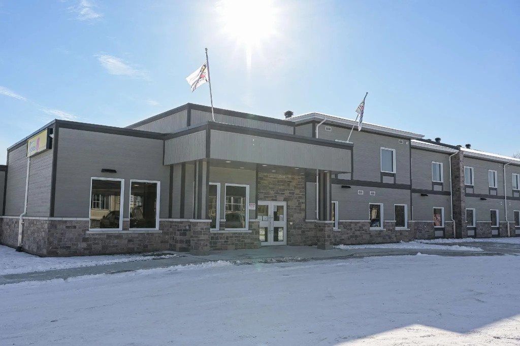 Super 8 by Wyndham Moosonee