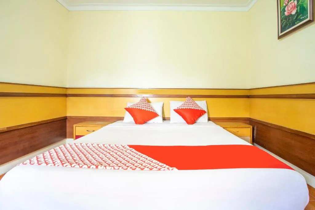 RedDoorz at Hotel Lodaya Bandung