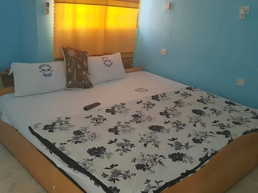 Pal-Elma Hotel