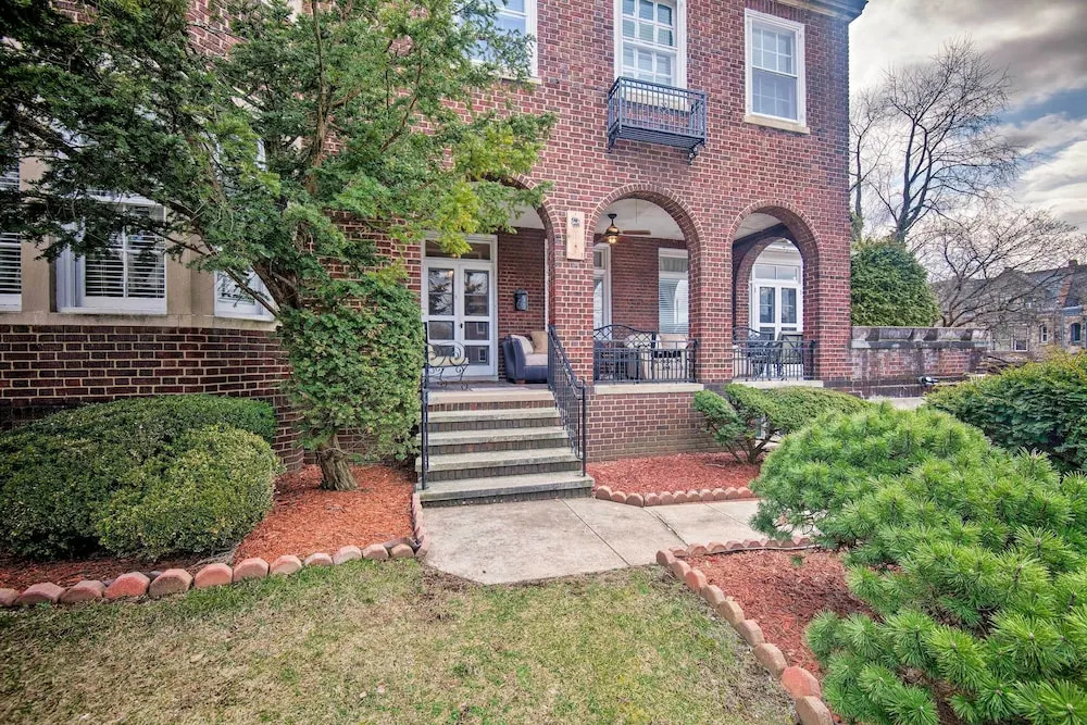 1 Mi to Reading Pagoda: Cozy Apt w/ Patio Access!