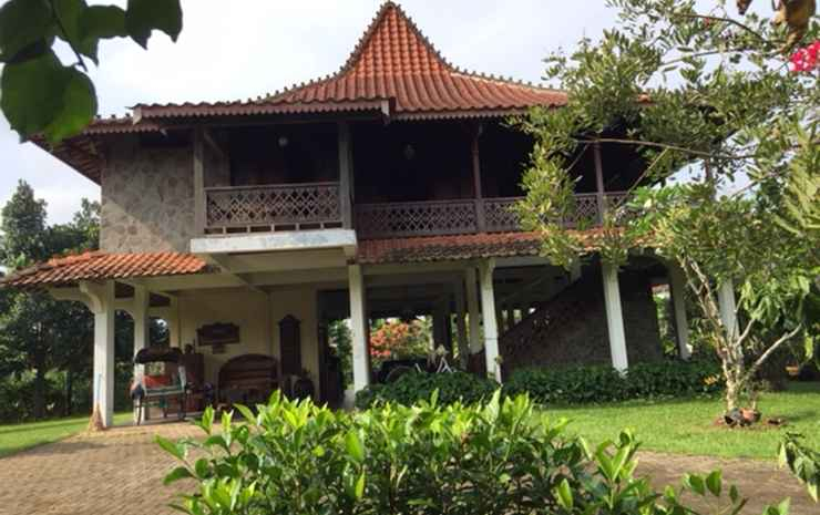 Villa 3 Bedroom at Joglo Java