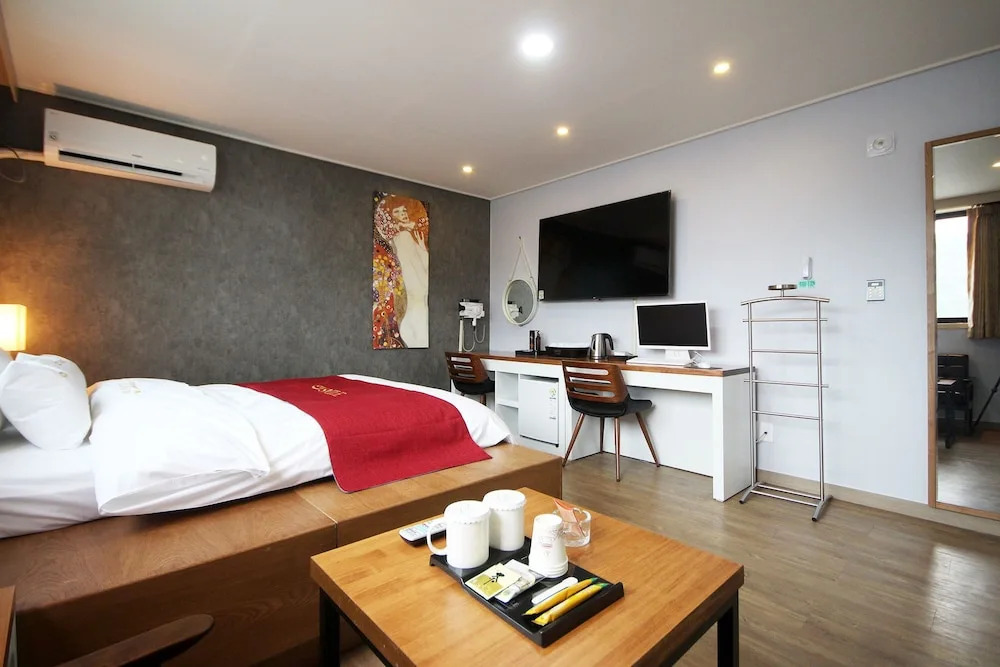 Smile Hotel
