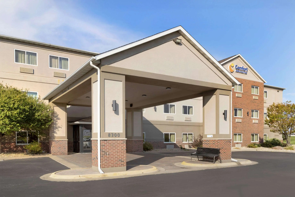 Comfort Inn & Suites Davenport - Quad Cities
