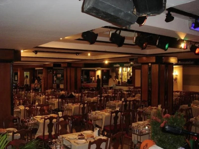 Hotel Petchkasem Grand