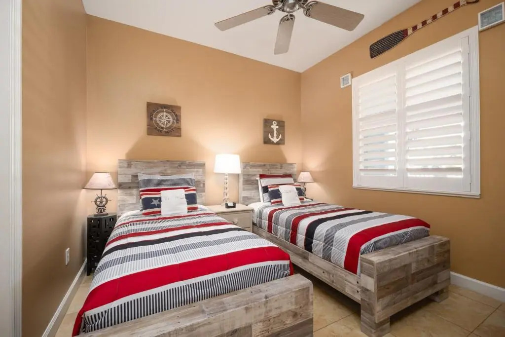 933 Cinnamon Beach, 3 Bedroom, Sleeps 8, 2 Pools, Elevator, WiFi
