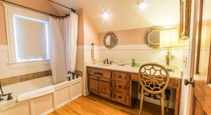 The Victoria Bed & Breakfast