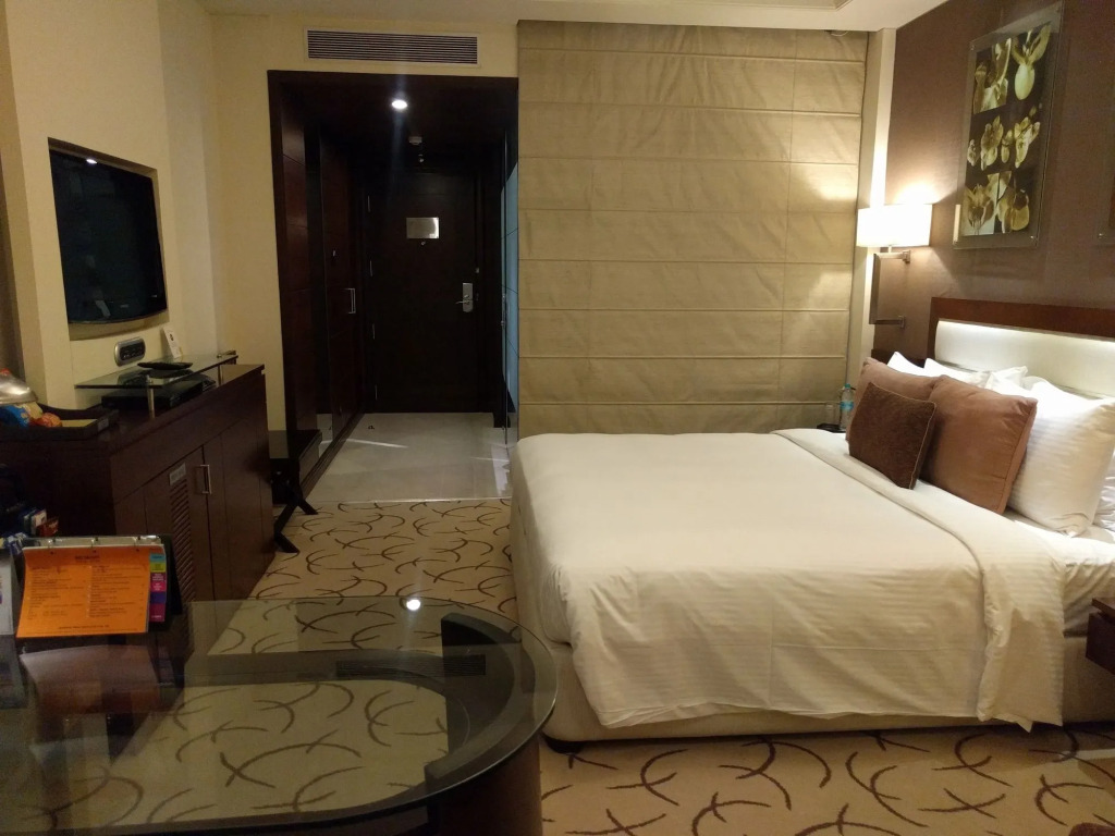 Lemon Tree Premier 2, Sector 29 Gurugram