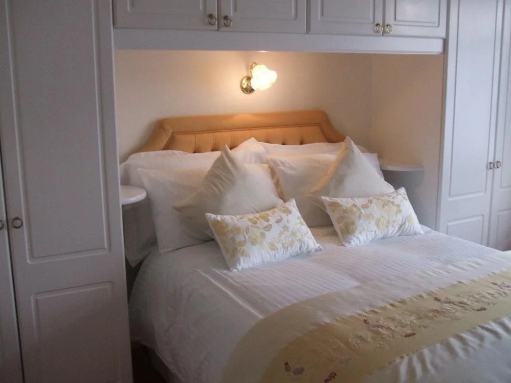 Pink House Bed And Breakfast