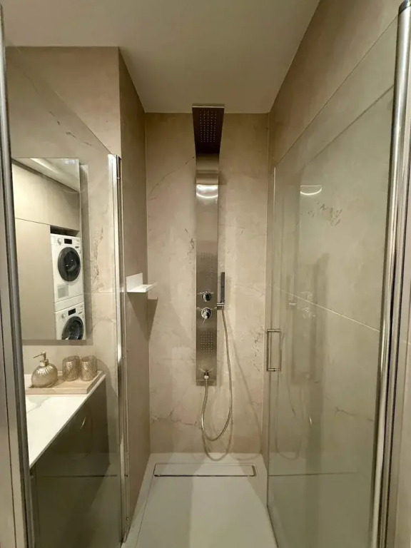 Skyline Penthouse Retreat Luxury in Ljubljana