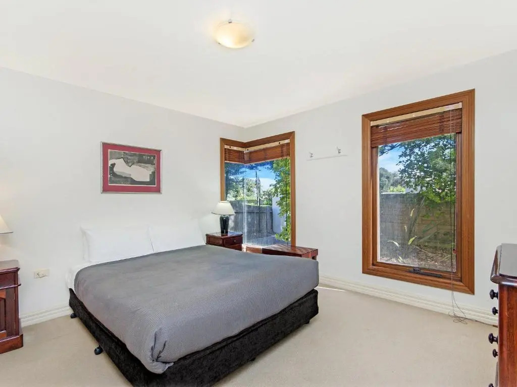 Shearwater Riverview Apartment