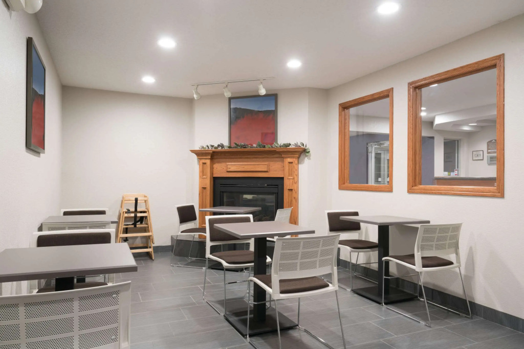 Microtel Inn & Suites by Wyndham Springfield