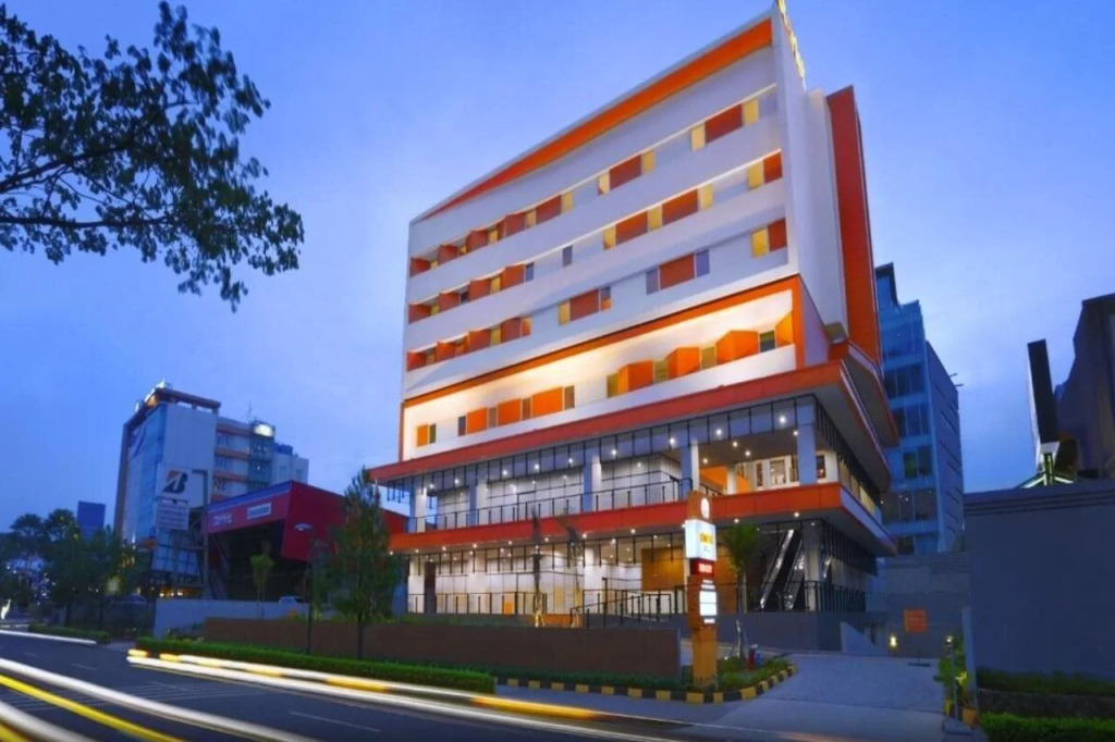 Starlet Hotel BSD City