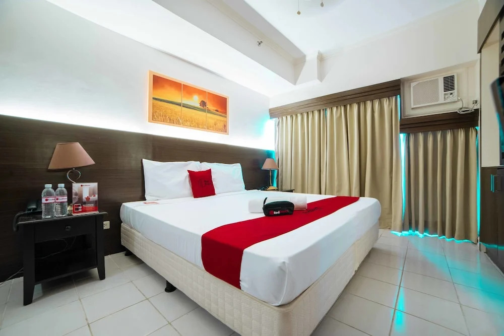 RedDoorz Premium @ Cityland Tagaytay 2
