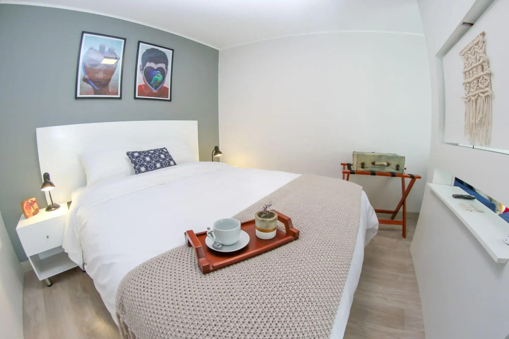 Trendy Host Stelar Miraflores