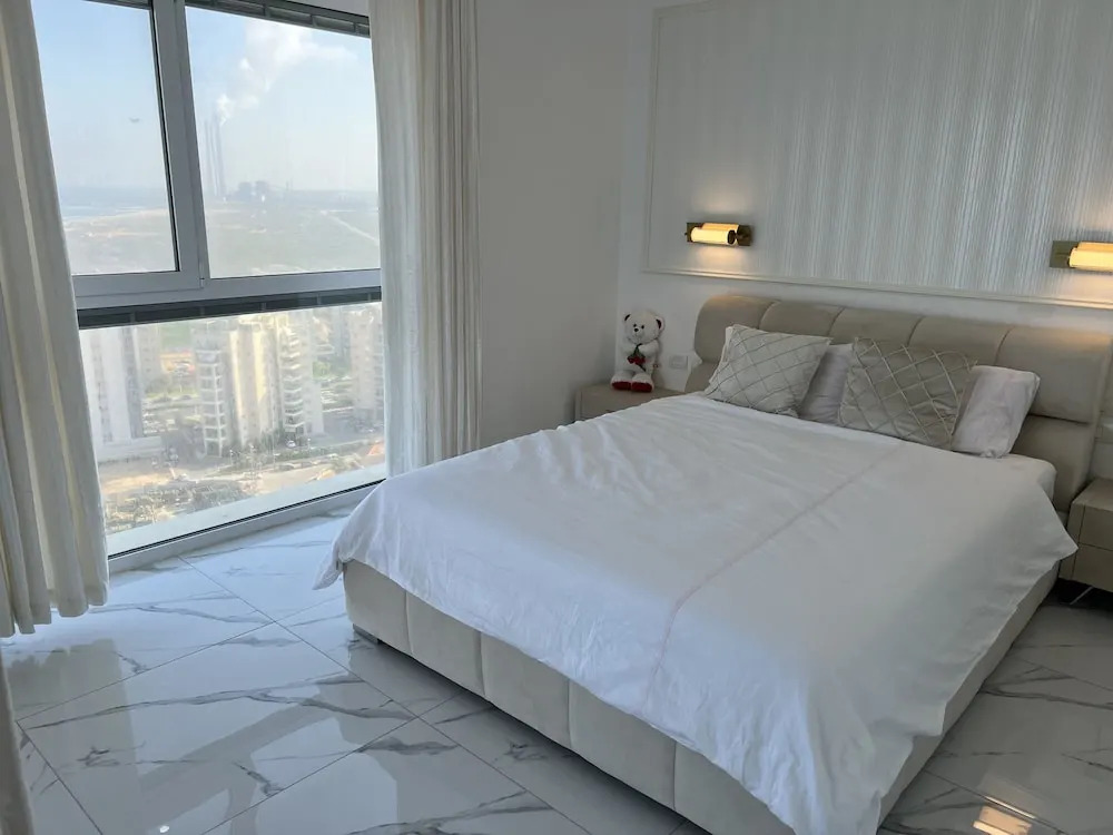 Prince Palace Hadera White Beach