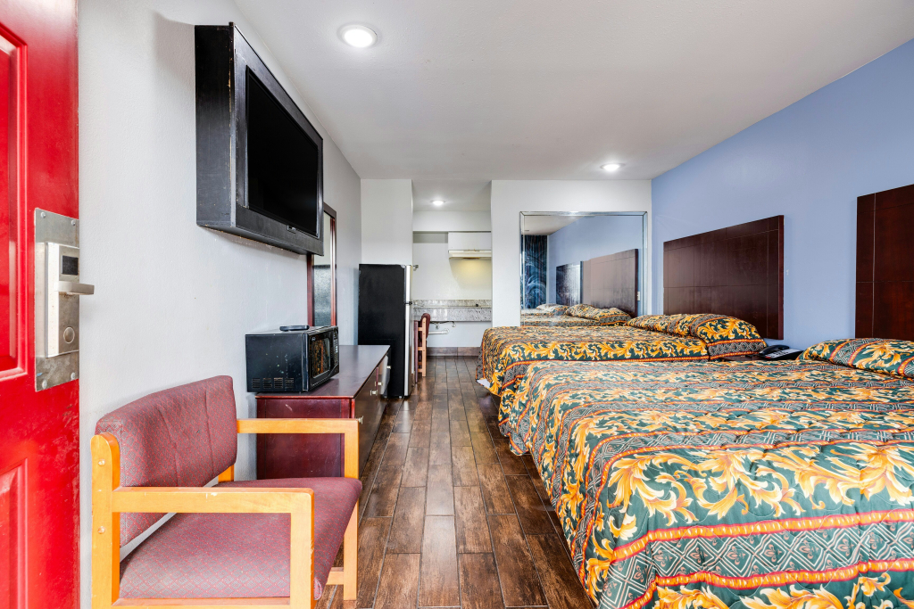 Luxury Inn