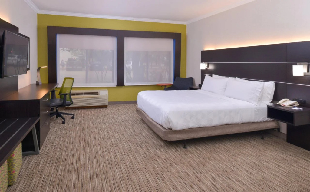 Holiday Inn Express & Suites Austin NW - Lakeline by IHG