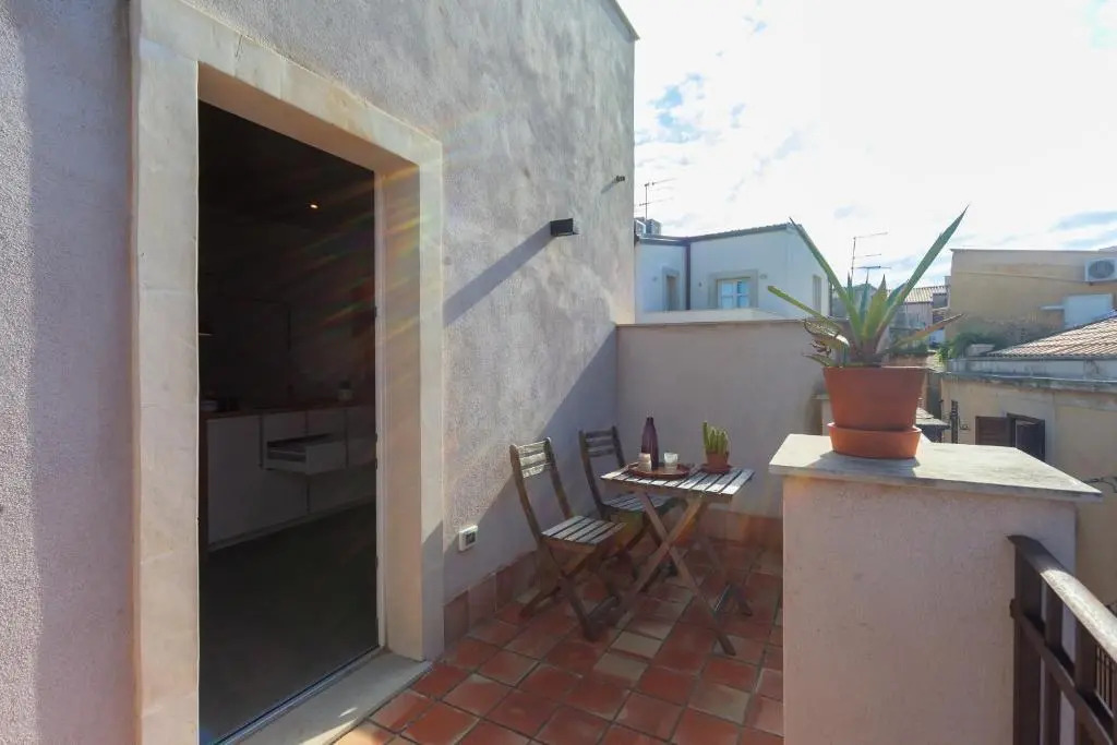 GuestHost - Mercato di Ortigia Apartments
