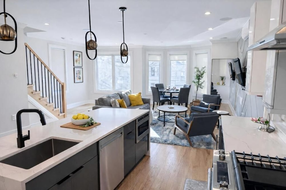 Modern 4BR 2.5BA Duplex For NYC