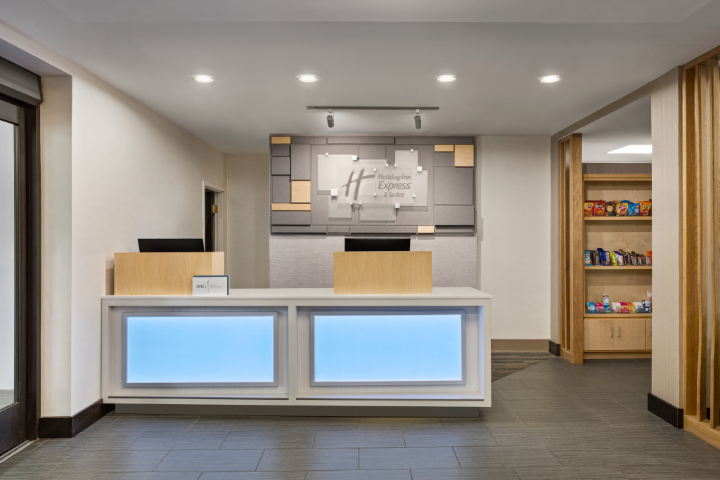 Holiday Inn Express & Suites Greenville-Downtown by IHG