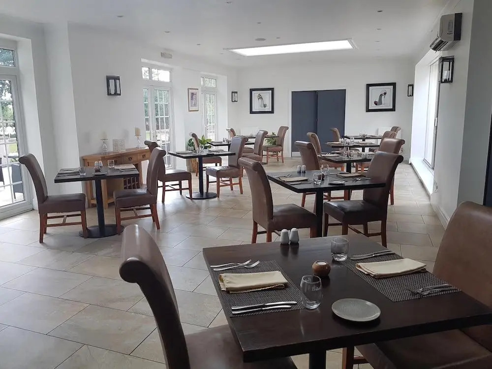 Oriel Hotel