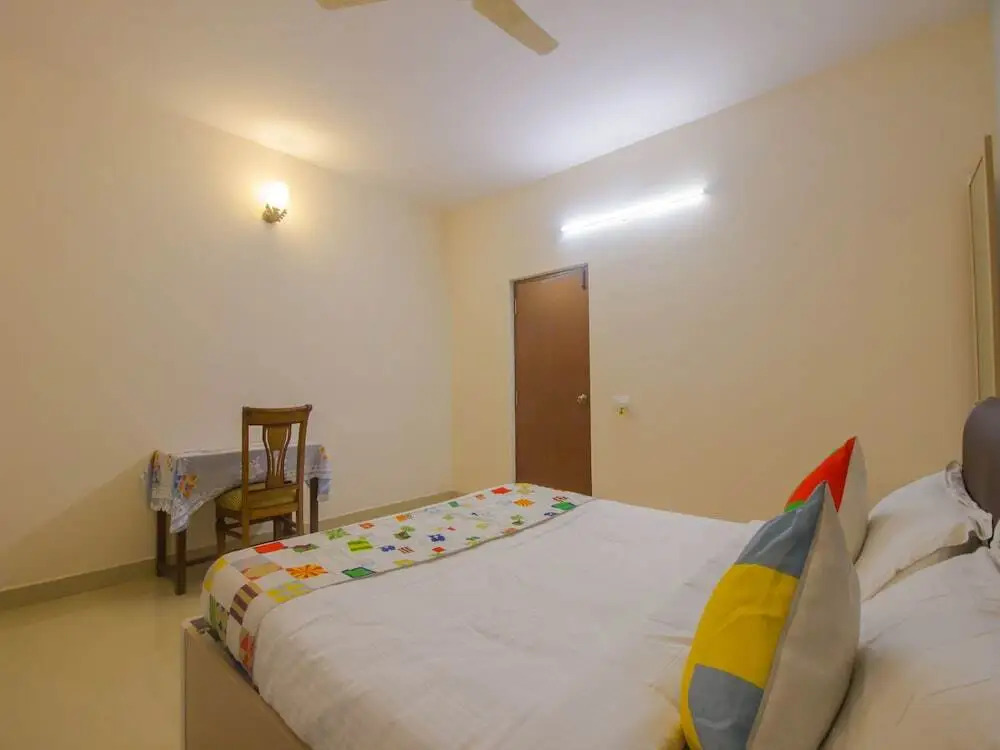 Home Elegant 3BHK By OYO Rooms