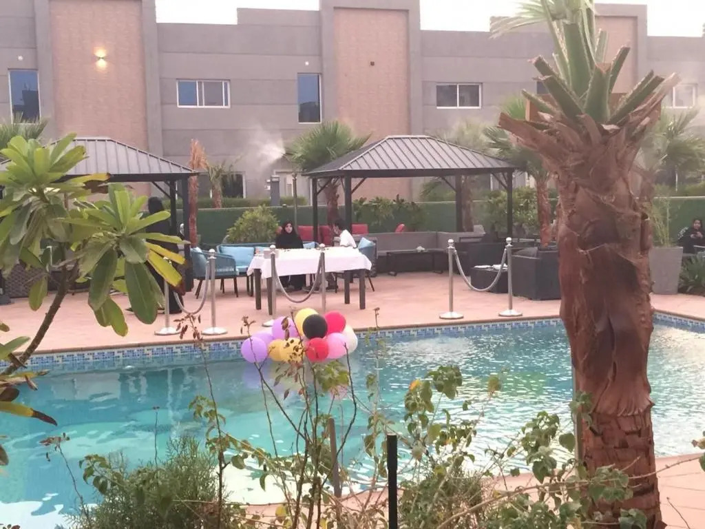 Solis Villa Resort