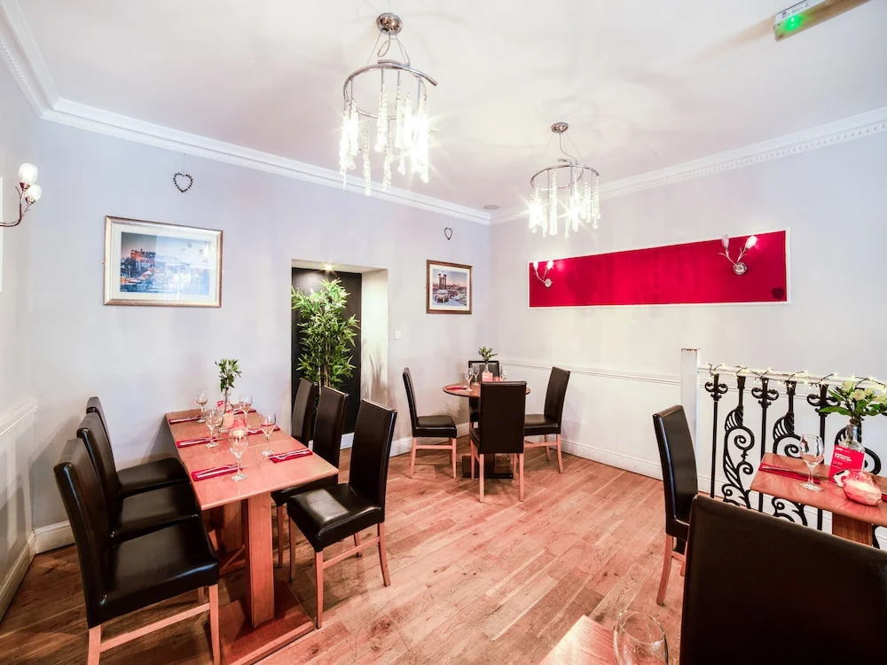 Victoria Park House Hotel