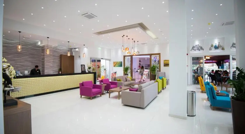 Loutsiana II Deluxe Apartments