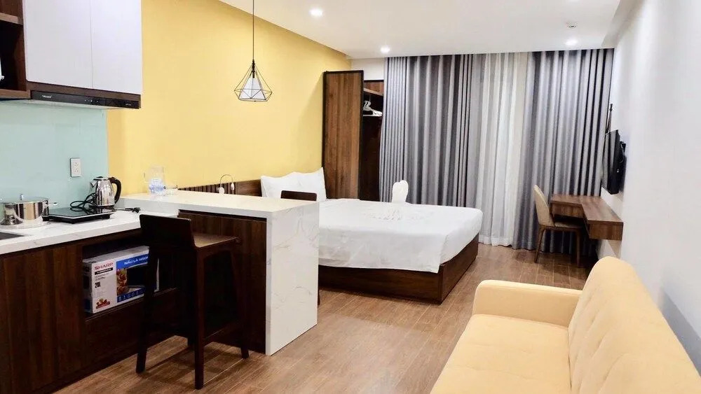 Davis House  Apartment