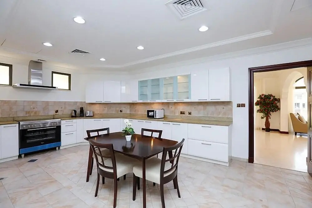 Kennedy Towers - Frond P Villa