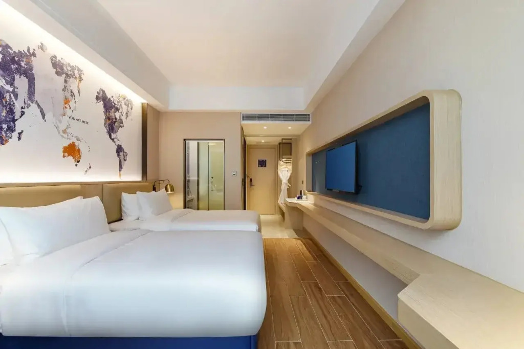 Kyriad Marvelous Hotel (Dongguan Huayang Lake University City Store)